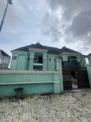 5bdrm Duplex in New Gra Port for sale