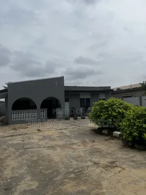 4bdrm Bungalow in Akute Ajuwon for sale