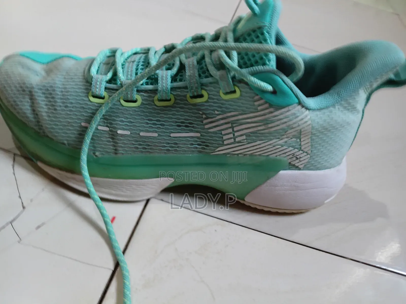 Anta Attack 3 Basketball Shoes - Size 41