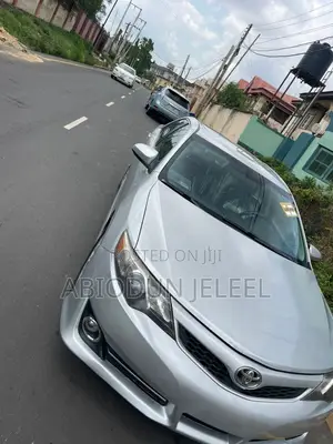 Toyota Camry 2013 Silver