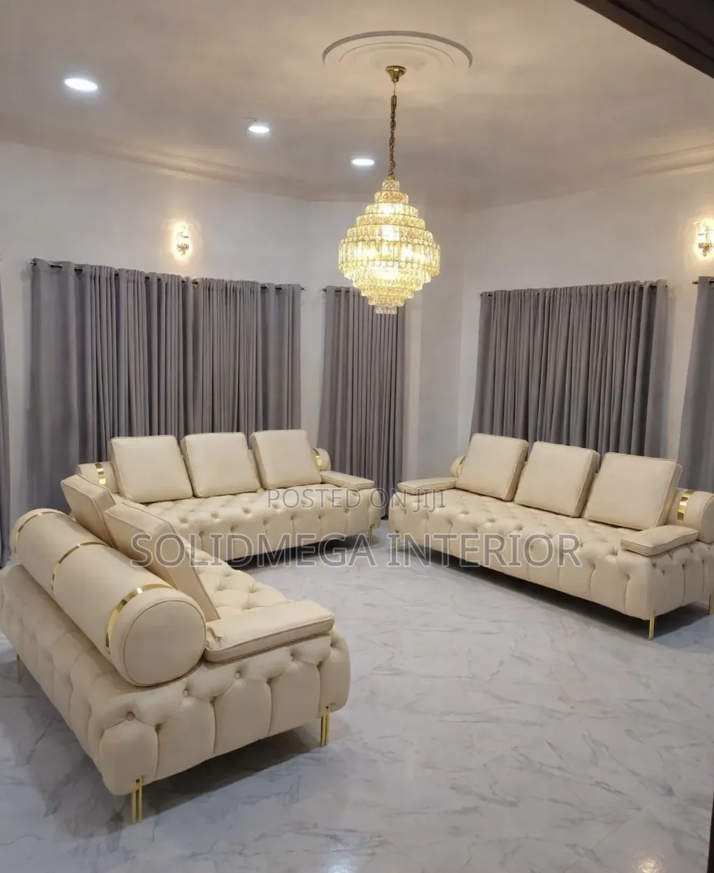 Solid Interior Single Seater