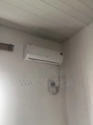 TCL 1.5hp Air Conditioner (Used)