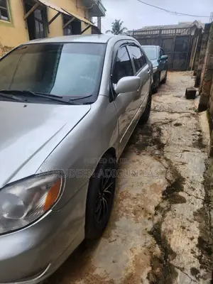 Toyota Corolla LE 2004 Silver