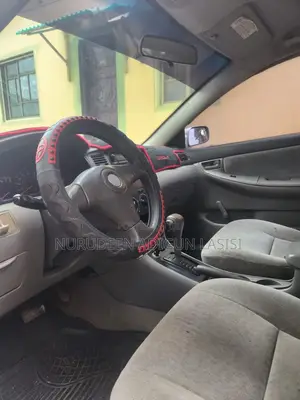 Toyota Corolla LE 2004 Silver