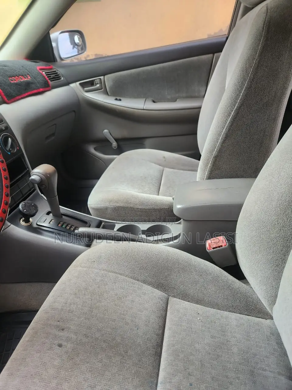 Toyota Corolla LE 2004 Silver