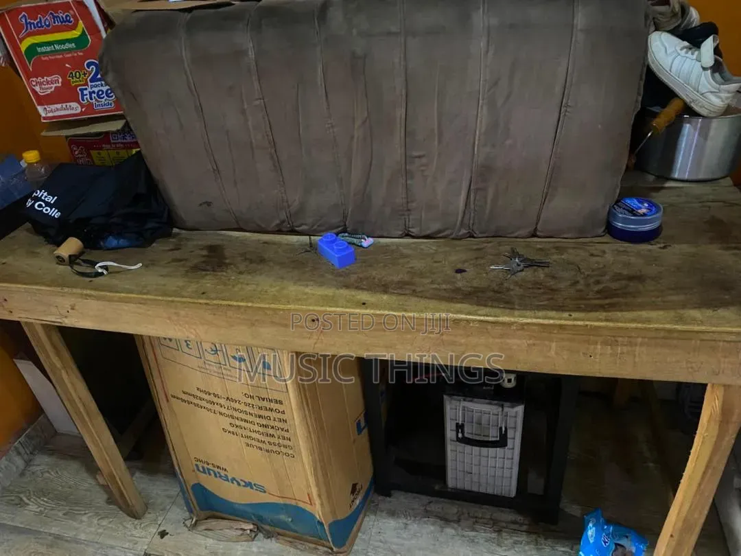Tailor Wooden Table