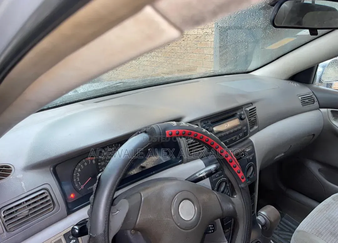 Toyota Corolla 2006 Silver