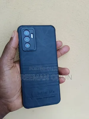Vivo V23 128 GB Gray