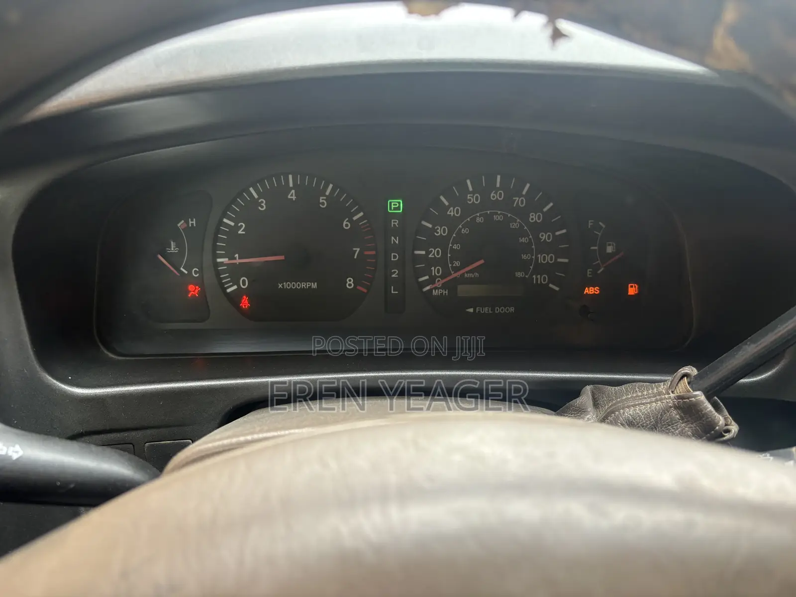 Toyota Sienna LE & 1 hatch 2000 Gray