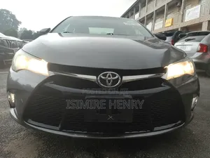 Toyota Camry 2016 Gray