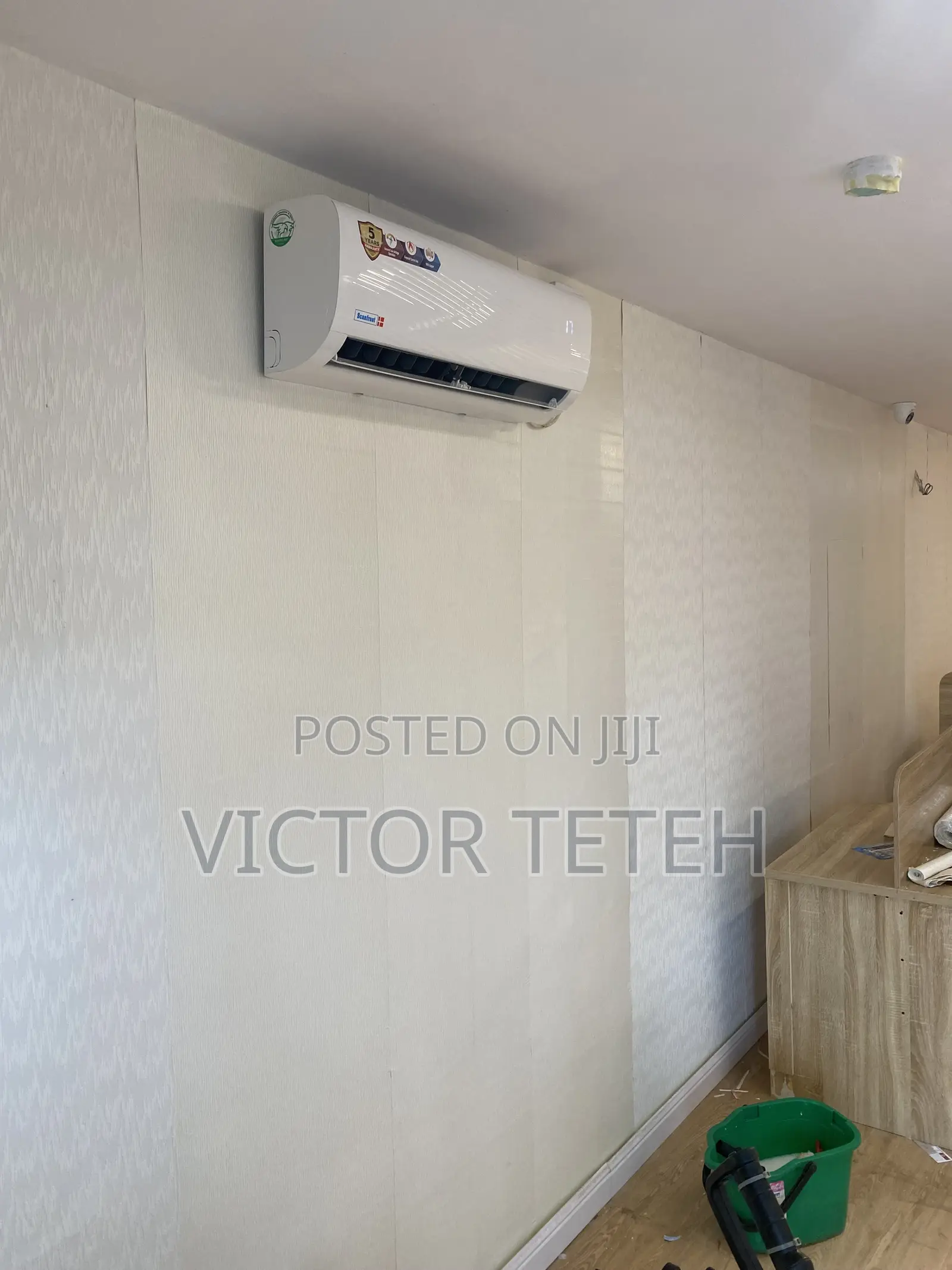 Air Conditioner and Refrigerator
