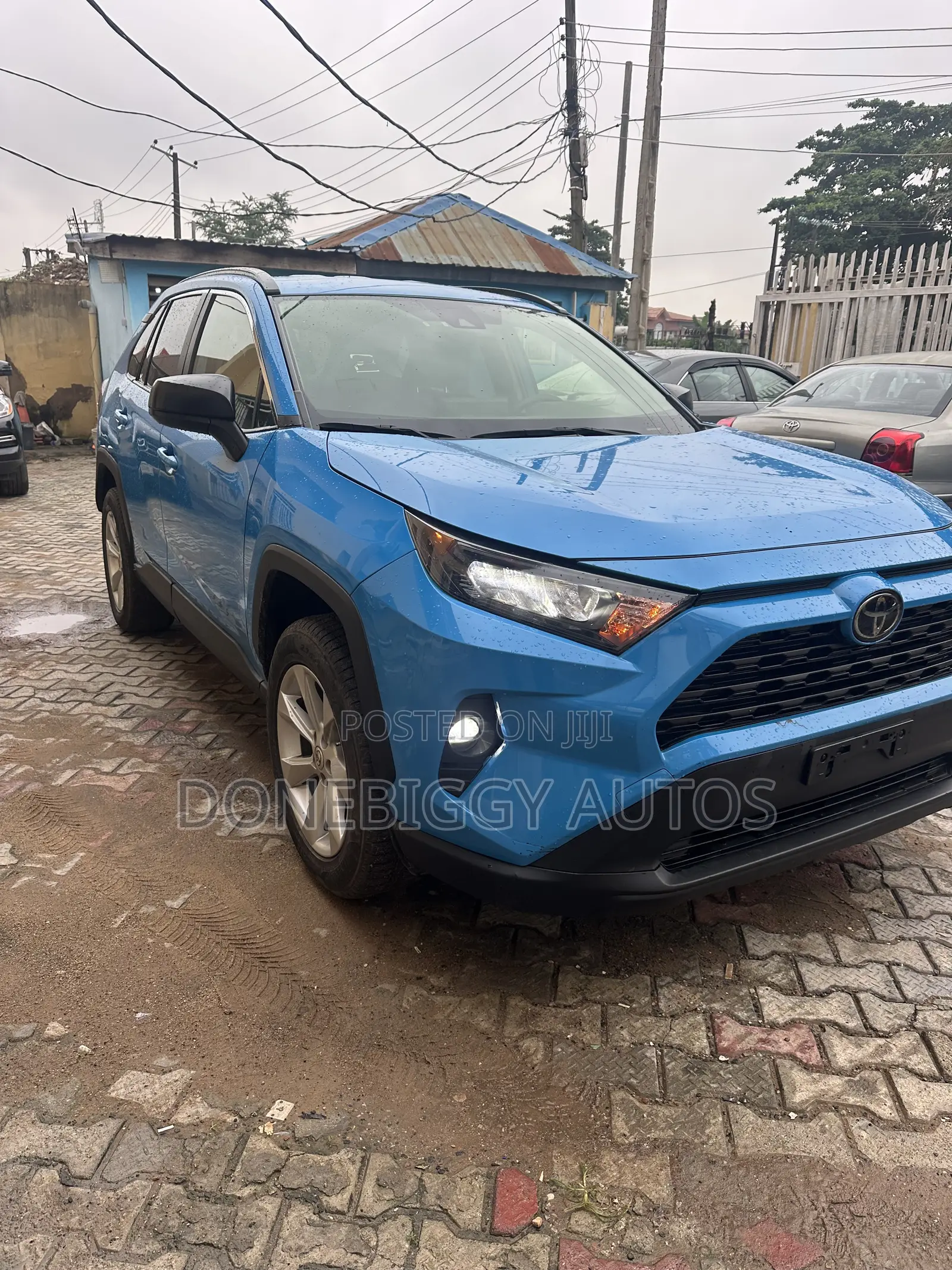 Toyota RAV4 2019 Blue
