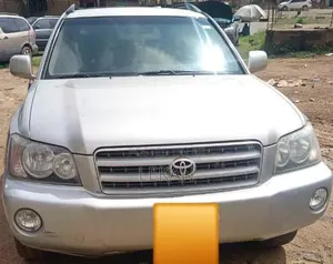 Toyota Highlander 2003 Gold