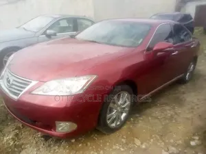 Lexus ES 350 2011 Maroon