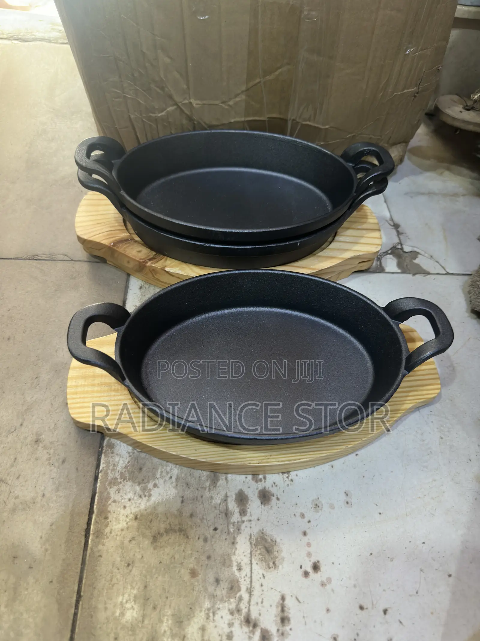 Chinese Oval Design Hot Plate