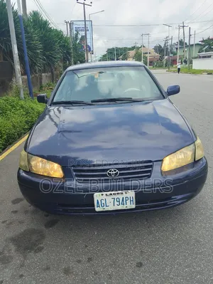 Toyota Camry 2001 Blue