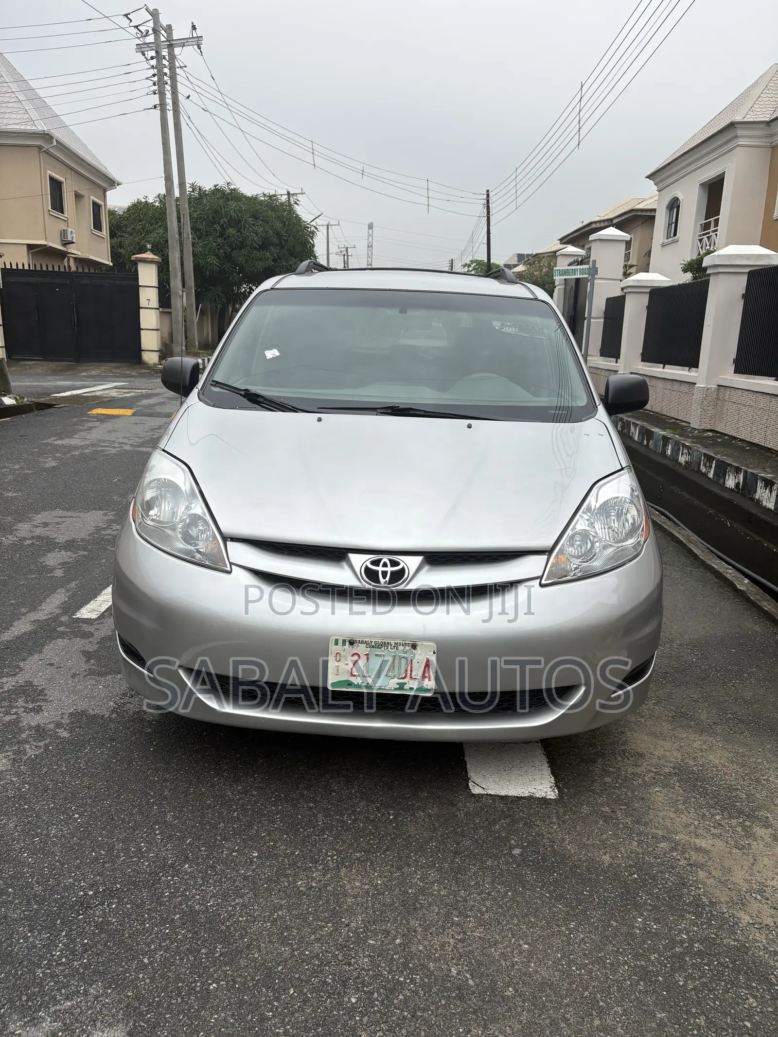 Toyota Sienna LE 2008 Silver