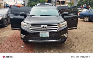 Toyota Highlander Limited 3.5L 2WD 2013 Black