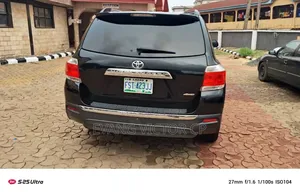 Toyota Highlander Limited 3.5L 2WD 2013 Black