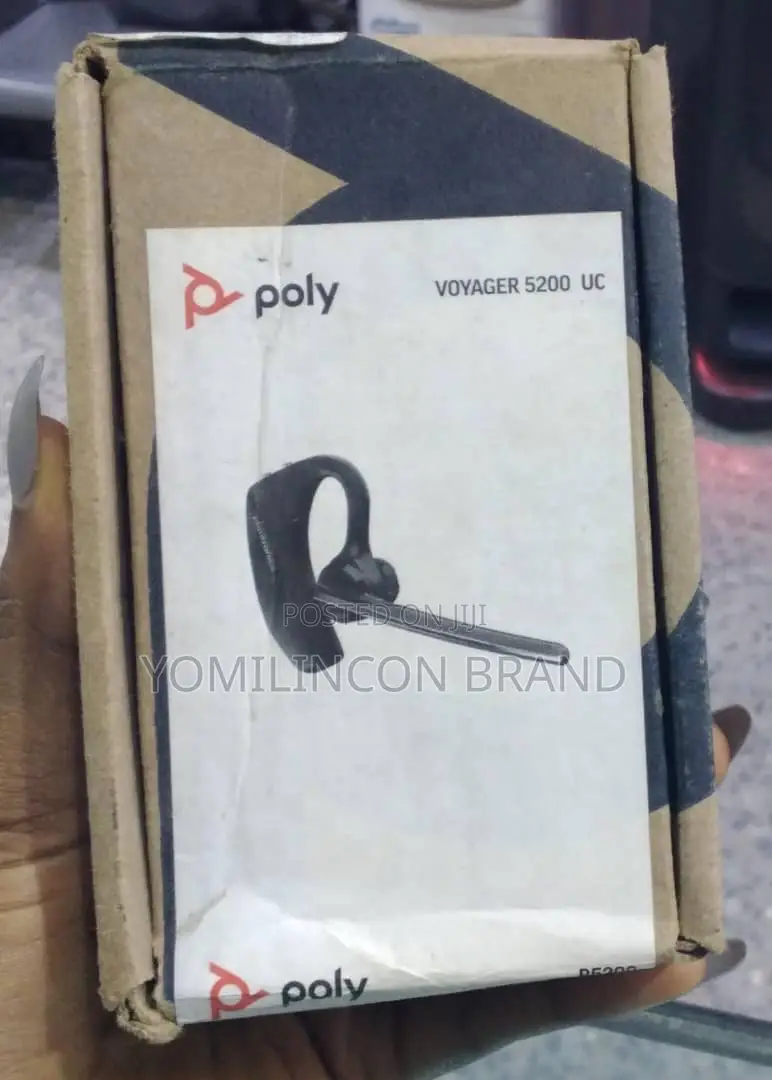 Poly Voyager 5200 Uc Bluetooth Headset