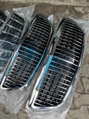 Front Grill Mercedes-Benz Maybach New Model