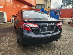 Toyota Camry SE 4dr Sedan (2.5L 4cyl 6A) 2013 Black