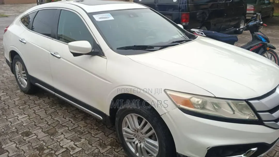 Honda Crosstour 2015 White