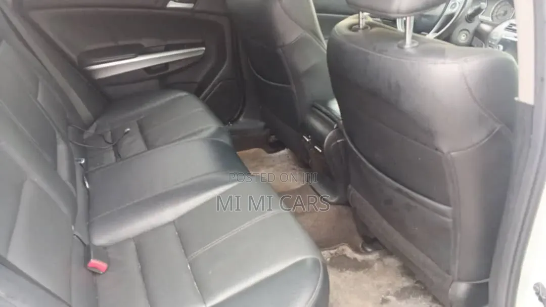 Honda Crosstour 2015 White
