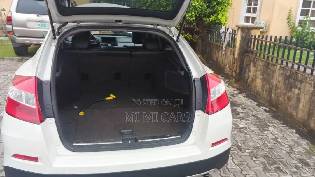 Honda Crosstour 2015 White