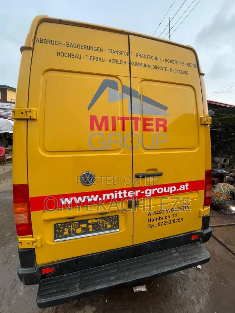 Volkswagen LT 2005 Yellow