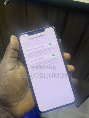 Apple iPhone 11 Pro Max 64 GB Gold