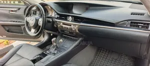 Lexus ES 2017 Beige