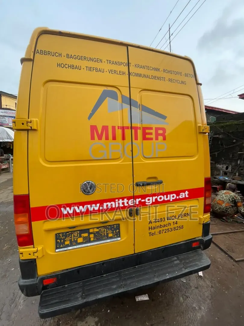 Volkswagen LT 2005 Yellow