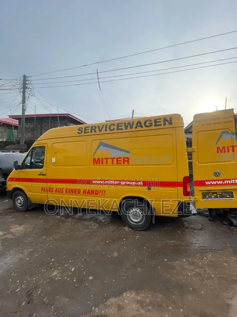Volkswagen LT 2005 Yellow