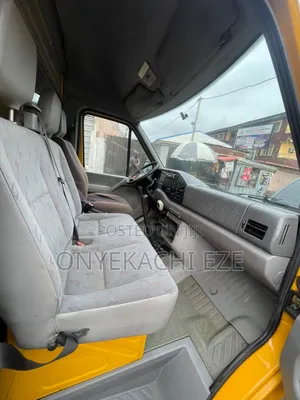 Volkswagen LT 2005 Yellow