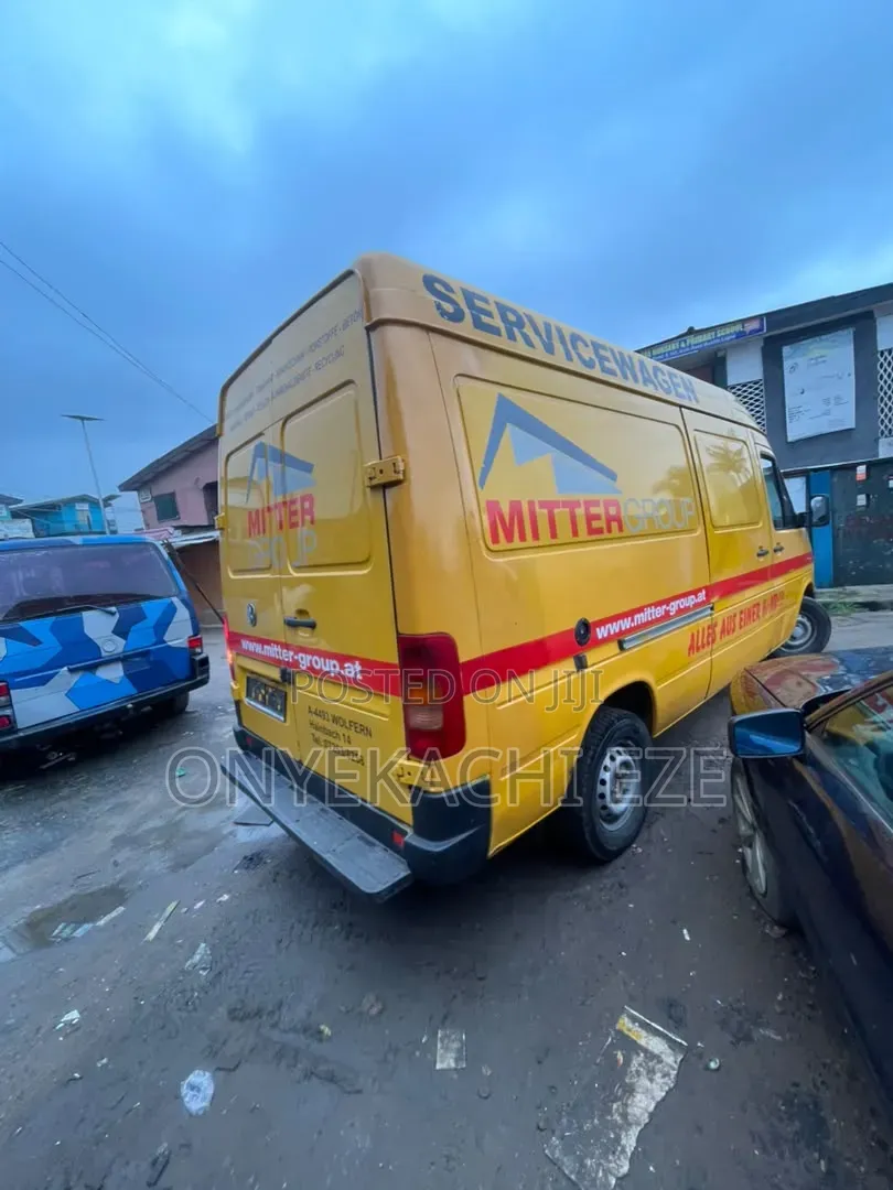 Volkswagen LT 2005 Yellow