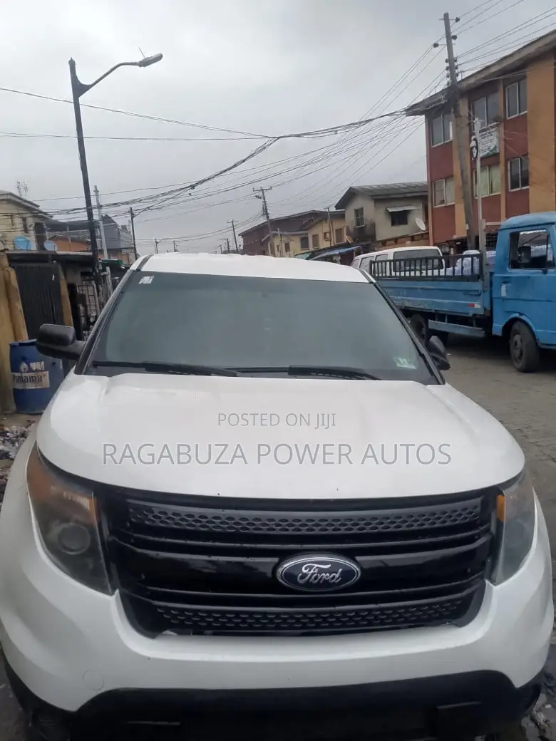 Ford Explorer 2011 White