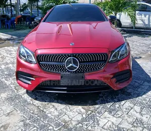 Mercedes-Benz E400 2018 Red