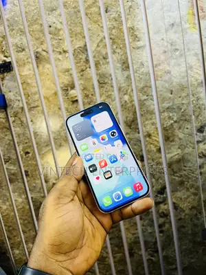 Apple iPhone 15 128 GB Pink