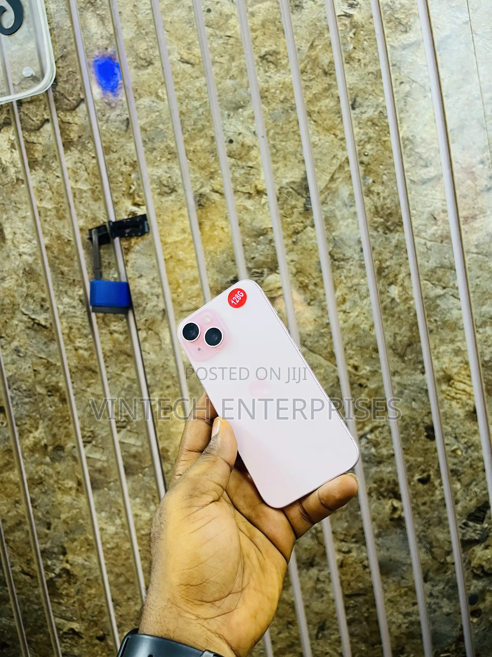 Apple iPhone 15 128 GB Pink