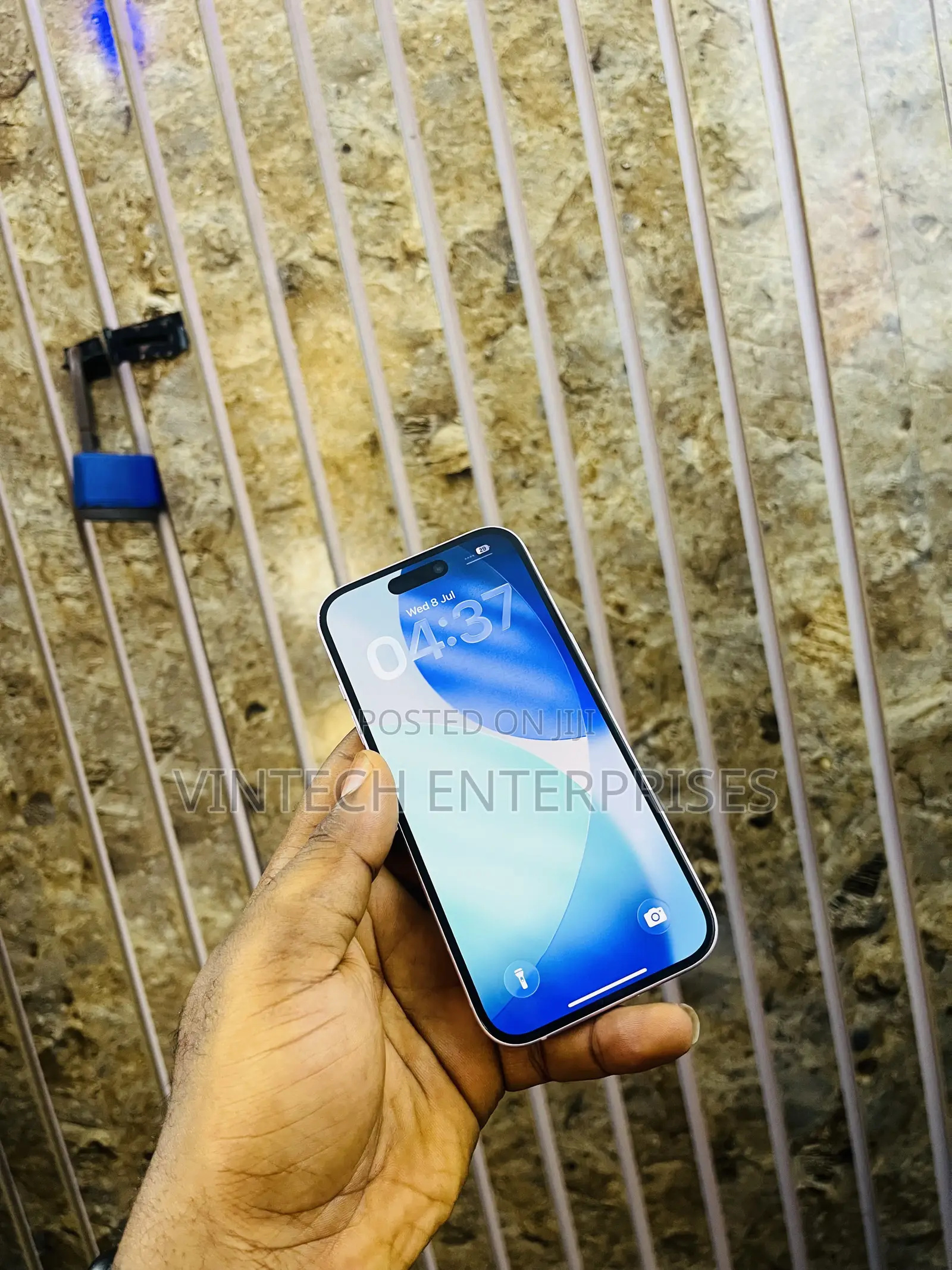 Apple iPhone 15 128 GB Pink