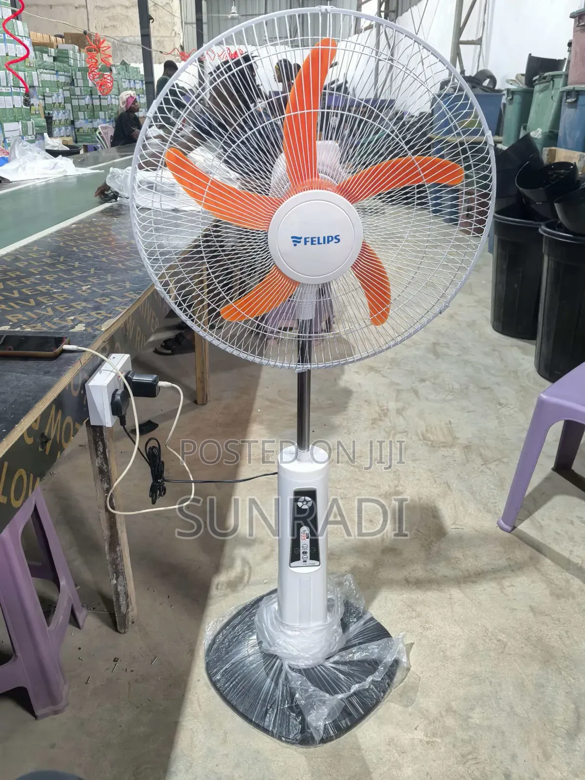 Luxury 18 Inches Solar Fan