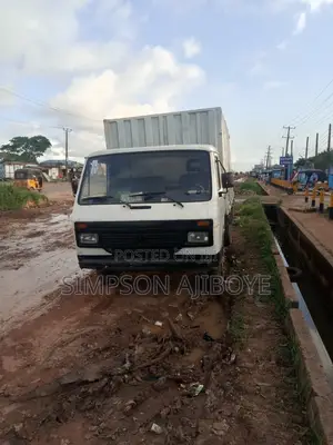 Volkswagen Pickup Container