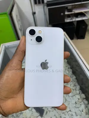 Apple iPhone 13 128 GB White