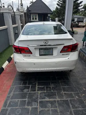 Lexus ES 350 2010 White