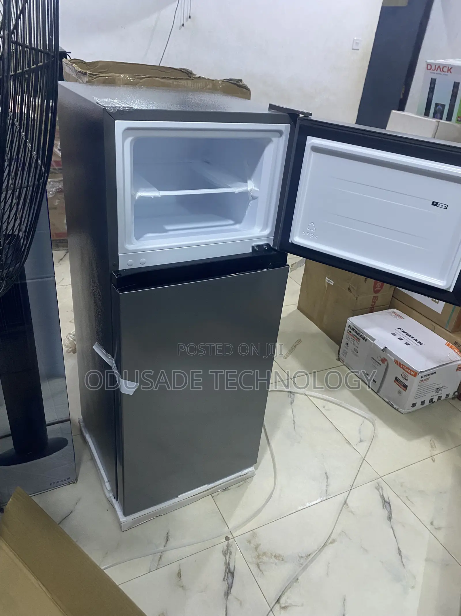 Hisense Refrigerator for Kitchen 124l