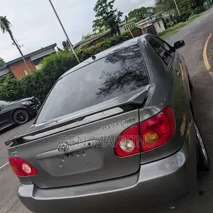 Toyota Corolla 2004 Gray