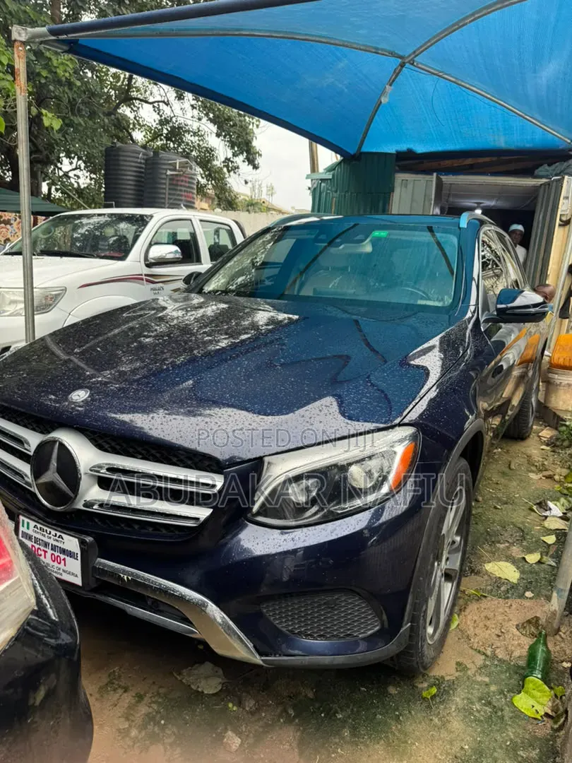 Mercedes-Benz GLC-Class 2016 Blue