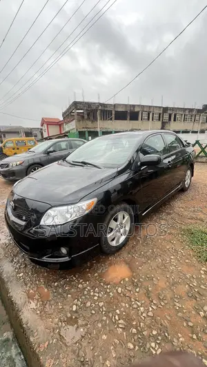 Toyota Corolla 2010 Black