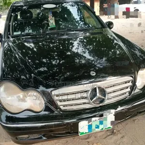 Mercedes-Benz C320 2005 Black